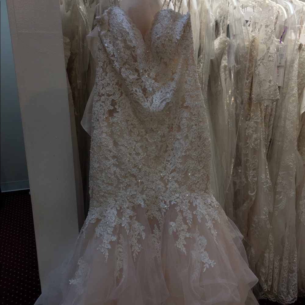 Mori lee wedding dress